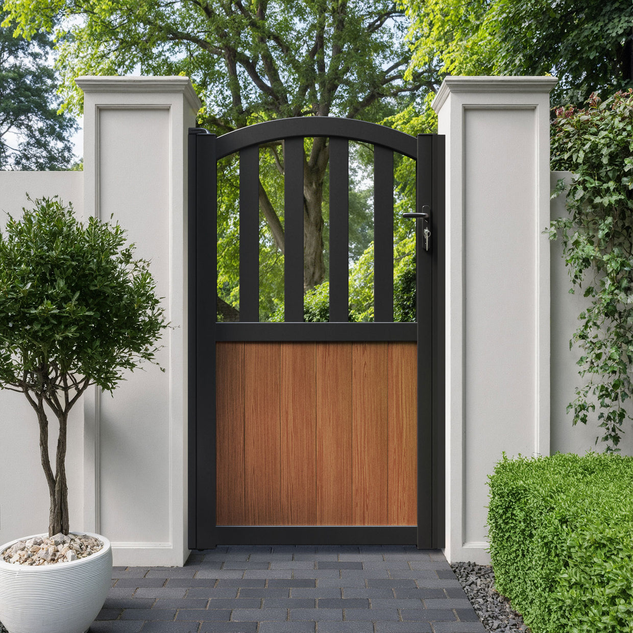 Heritage Aluminiun Ashford High Curve Pedestrian Gate