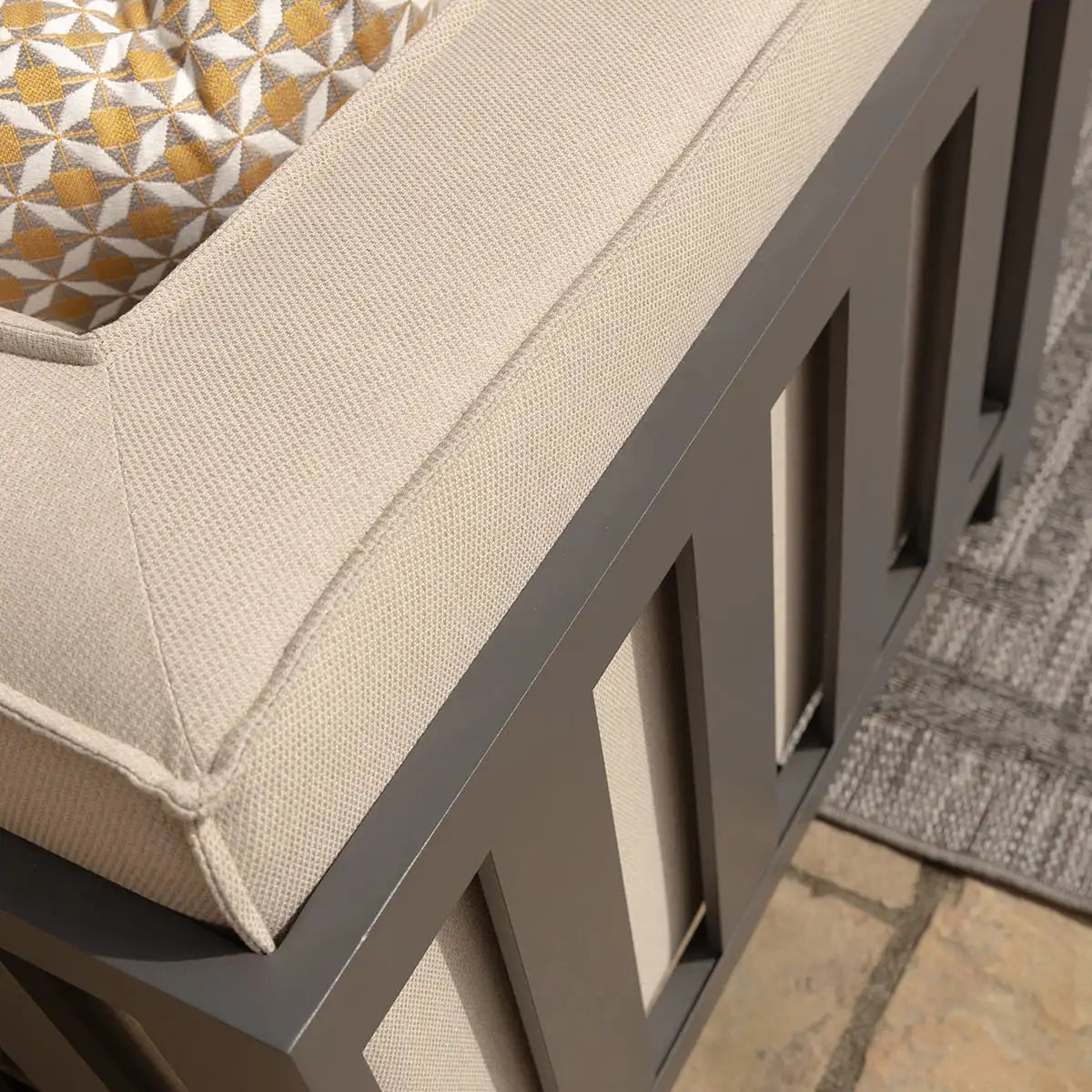 Lyon Aluminium Medium Corner Sofa Set