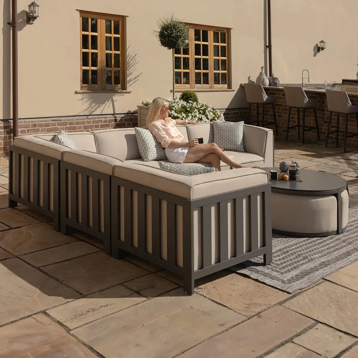 Lyon Aluminium Medium Corner Sofa Set